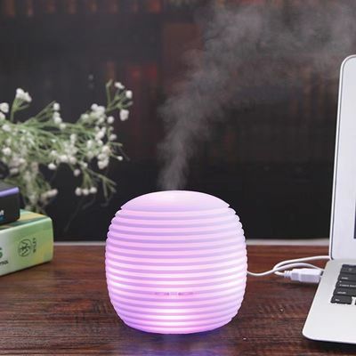 Diffuseur d'arôme USB mini portable d'huile essentielle blanche de 100 ml parfait pour le spa de bureau à domicile
