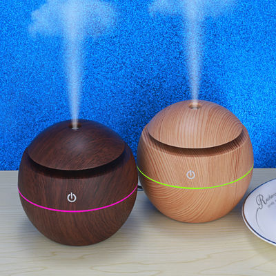 Autres fonctions Portable Mini Ultrasons USB 130ML Humidificateur de grains de bois avec lumière LED